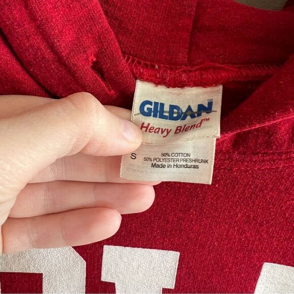 ✨ Gildan Red Iowa State University Hoodie Small - Picture 3 of 10